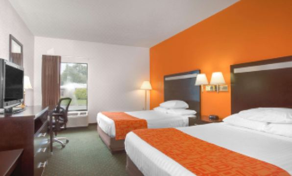 Howard Johnson by Wyndham Beckley