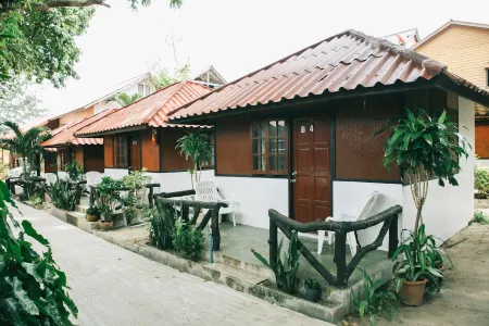 Haadrin Resort