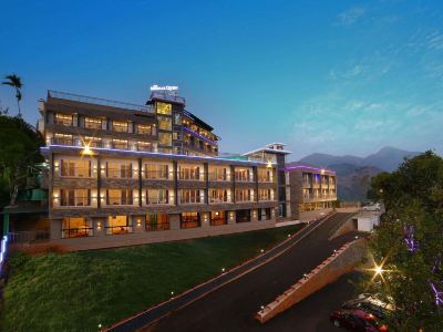 The Munnar Queen