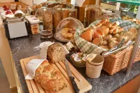 Hotel Schöngarten Garni - breakfast