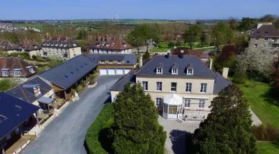 Les Prémontrés Hotels in Falaise