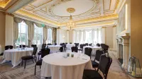 Aldwark Manor Estate Hotels in Боробридж