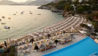 Maestral Resort & Casino - Pool