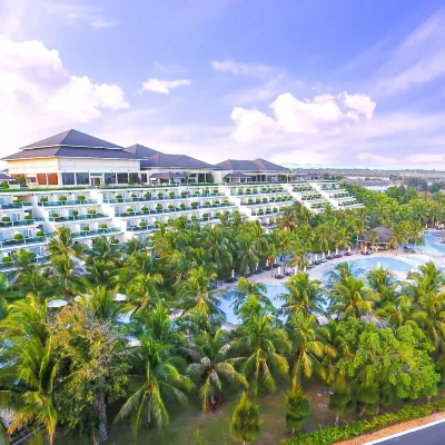 Sea Links Beach Hotel RDワインキャッスル周辺のホテル