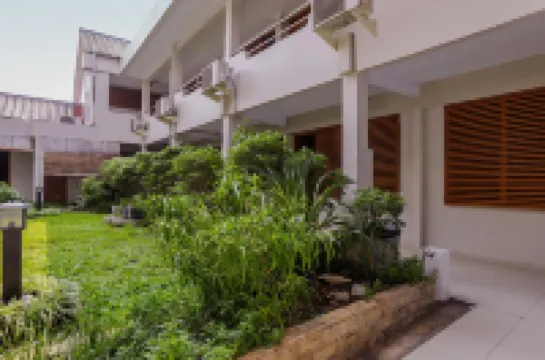 Hotel Senen Indah Syariah Hotel dekat Stasiun Pasar Senen