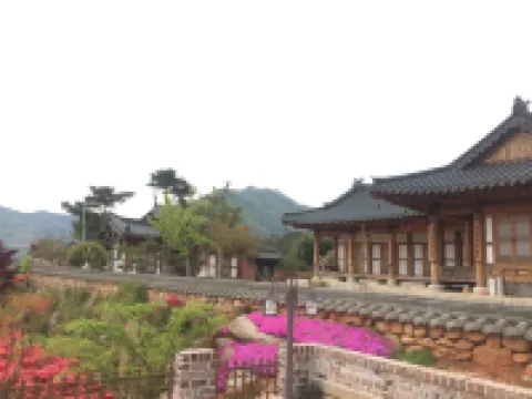 Peepul Hanok Stay (Korea Quality)