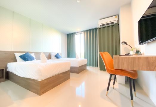 4. 디 호텔 파야오..