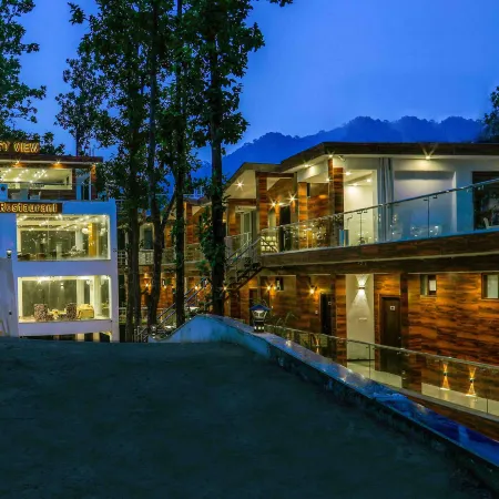 The First View Resort Lansdowne