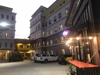 DD Residence sai 5 Hotel a Distretto di Sam Phran