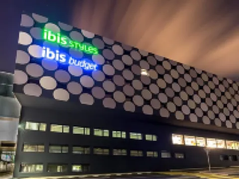 イビス バジェット ジュネーブ パレクスポ アエロポート ジュネーヴのホテル