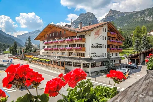 Hotel Ladinia