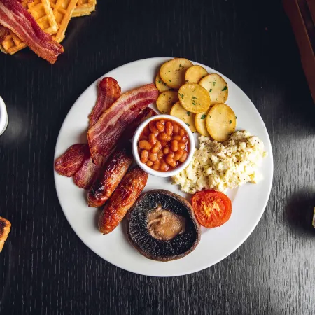 Village Hotel Maidstone Отели рядом с достопримечательностью «Бренчли Гарденс»