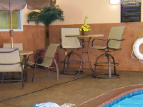 ホームウッド スイーツ バイ ヒルトン フェアフィールド - ナパ バレー エリア フェアフィールドのホテル