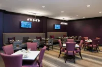 DoubleTree by Hilton Schenectady Downtown - breakfast
