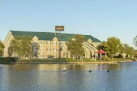 Country Inn & Suites by Radisson, Ankeny - des Moines - parking