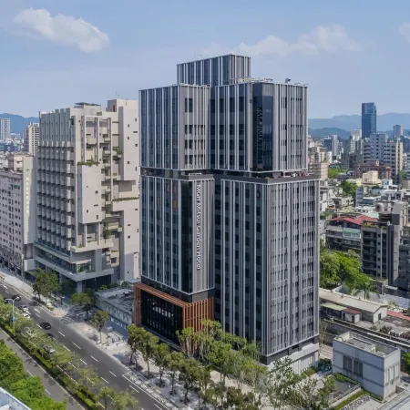 MGH Mitsui Garden Hotel Taipei Zhongxiao Отели рядом с достопримечательностью «Станция метро Dongmen»