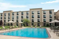 Holiday Inn EAST WINDSOR - CRANBURY AREA by IHG - Pools