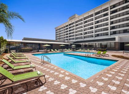 DoubleTree by Hilton New Orleans Airport