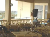 Hôtel Mandé - petit déjeuner