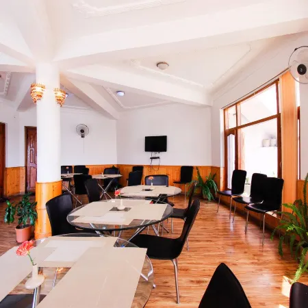 Village Live In Resort, Chail