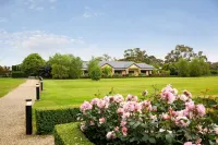 The Barn Accommodation Hotels near Dimmeys Mount Gambier