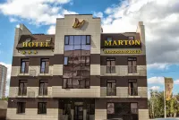 MARTON Родина (Мартон Родина) Отели рядом с достопримечательностью «Натор-сервис»
