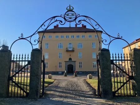 Livgrenadjärmässen Hotell-Fest-Konferens Отели в г. Линкопин