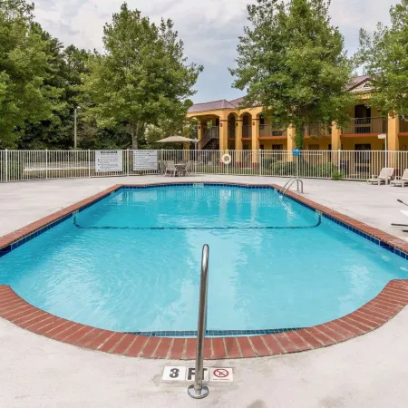Econo Lodge Dalton West
