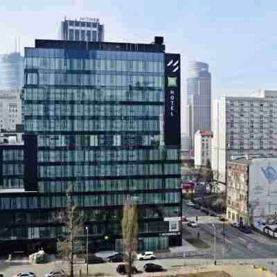 Unitapartament Short Rent Apartment in Warsaw by Metro Station Rondo ONZ Apart with 3Bedrooms 22 Hotel Exterior
