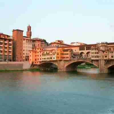 Hilton Florence Metropole Hotel Exterior