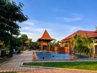 ONO JOGLO RESORT AND CONVENTION - pantai