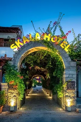Skala Hotel - 3-Star