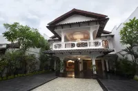 Raintree Boutique Villa & Gallery Hotels in Gondokusuman