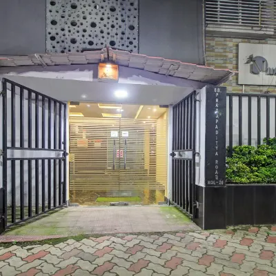 트리보 나만스 인, 칼리갓 만디르 근처 칼리가트 사원 주변 호텔