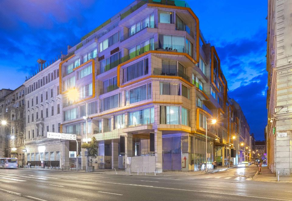 코즈모 호텔 스위트 & 스파 로비