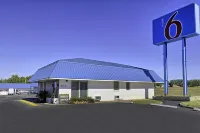 Motel 6 Sullivan MO Hotels in Sullivan