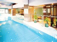 Metropark Hotel Macau - Pools