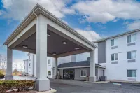 Baymont by Wyndham Milan - parking