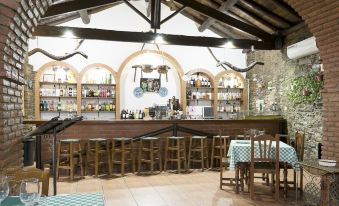 Hospedium Hotel Rural Soterrana - Housity