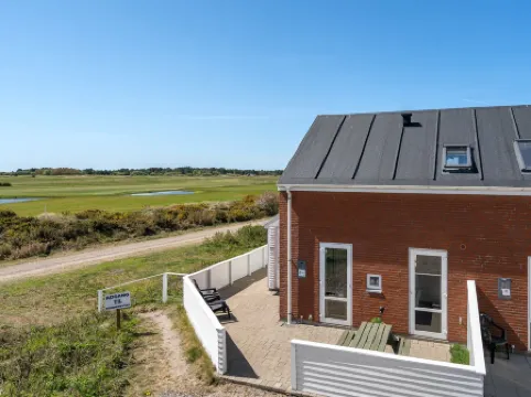 "Gerharde" - 2.3km from the Sea