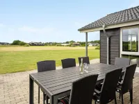 "Finja" - 500m from the Sea