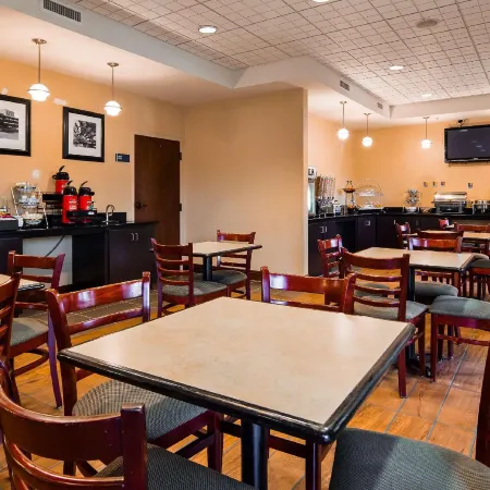 Days Inn by Wyndham Laurel MS