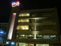 Hotel Platinum Inn