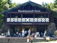 Spa Lodge Redwood Inn Các khách sạn gần Issa Yukari Sato Issa Museum