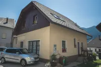 Apartment Amak with Free Onsite Parking Hotels near Boka Waterfall