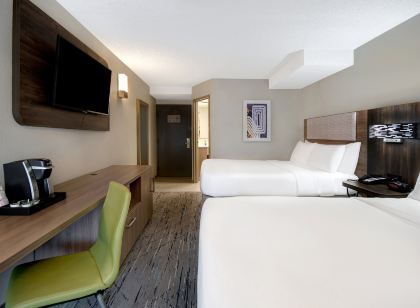 Holiday Inn Express Rochester - University Area