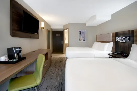 Holiday Inn Express ROCHESTER - UNIVERSITY AREA by IHG