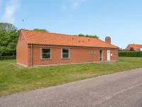 "Fengur" - 330m from the Sea Hotels in Humble