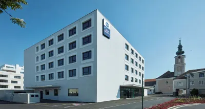 圖爾恩貝斯特韋斯特飯店 住宿飯店