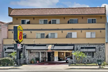 Super 8 by Wyndham Inglewood/LAX/La Airport